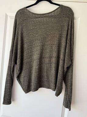 Forever 21 Olive Green Knit Sweater, Open Back Detail, Size 1X